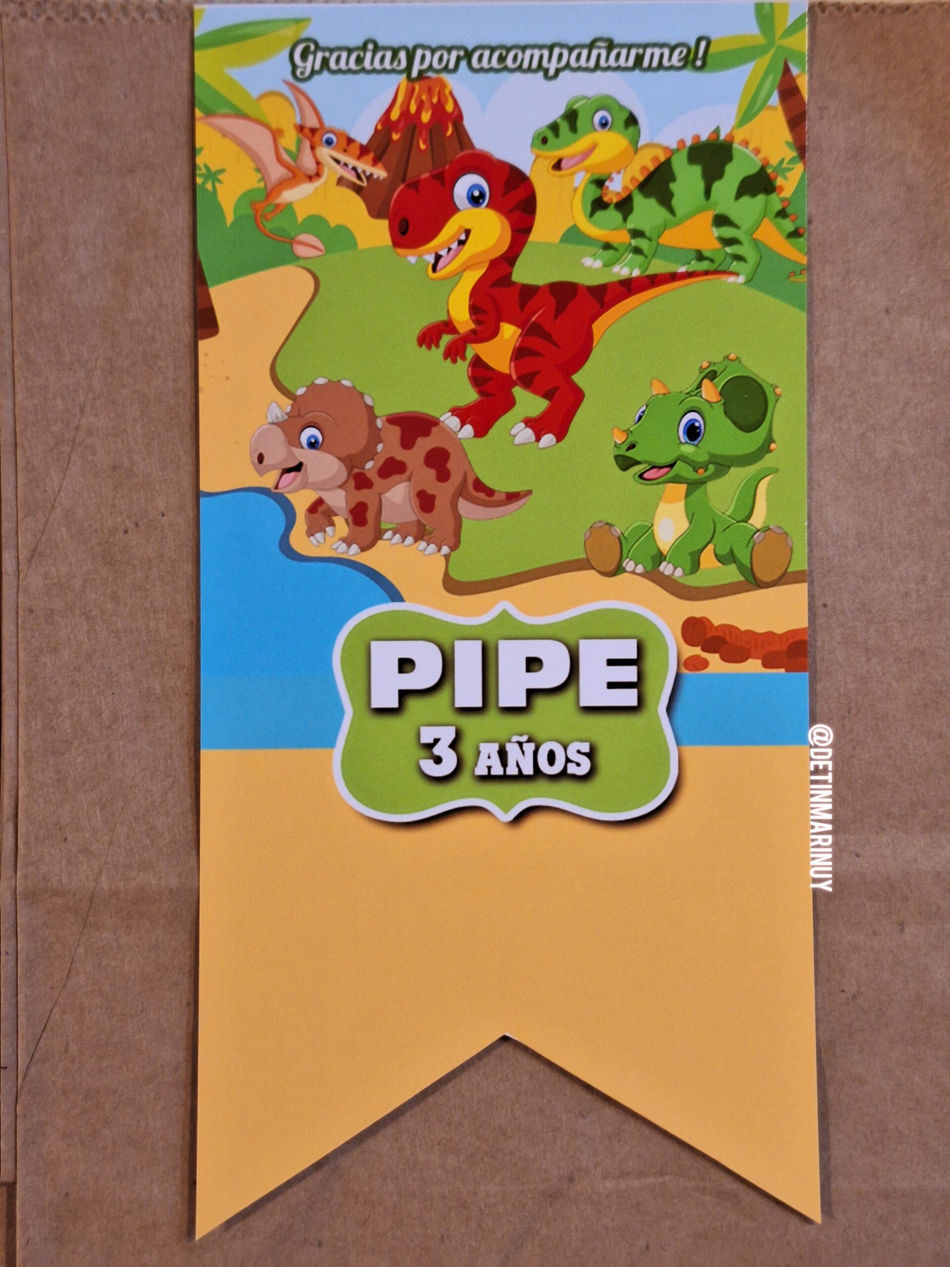 Bolsas para sorpresitas y tarjetones personalizados Dinosaurios